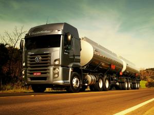 Volkswagen Constellation Tractor 25-370 6x2 '2006